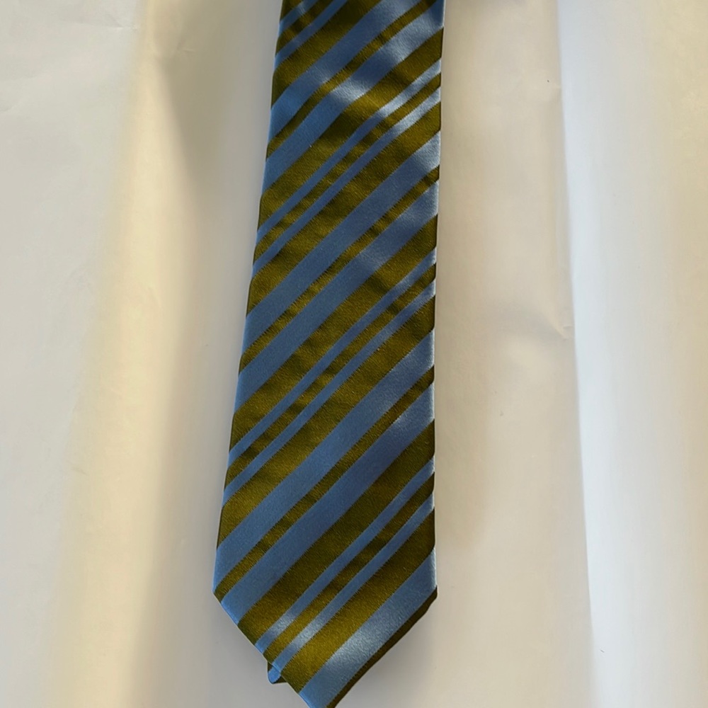 Brioni tie